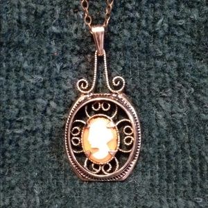 Dixelle VINTAGE 12kt Gold Cameo Necklace 16"